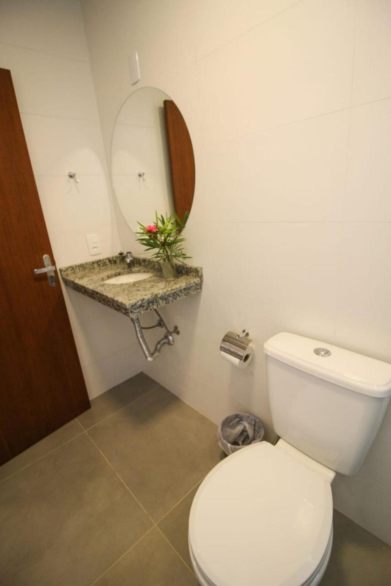 Hospedaria Noite Lunar - Imbituba Praia do Rosa Ngoại thất bức ảnh